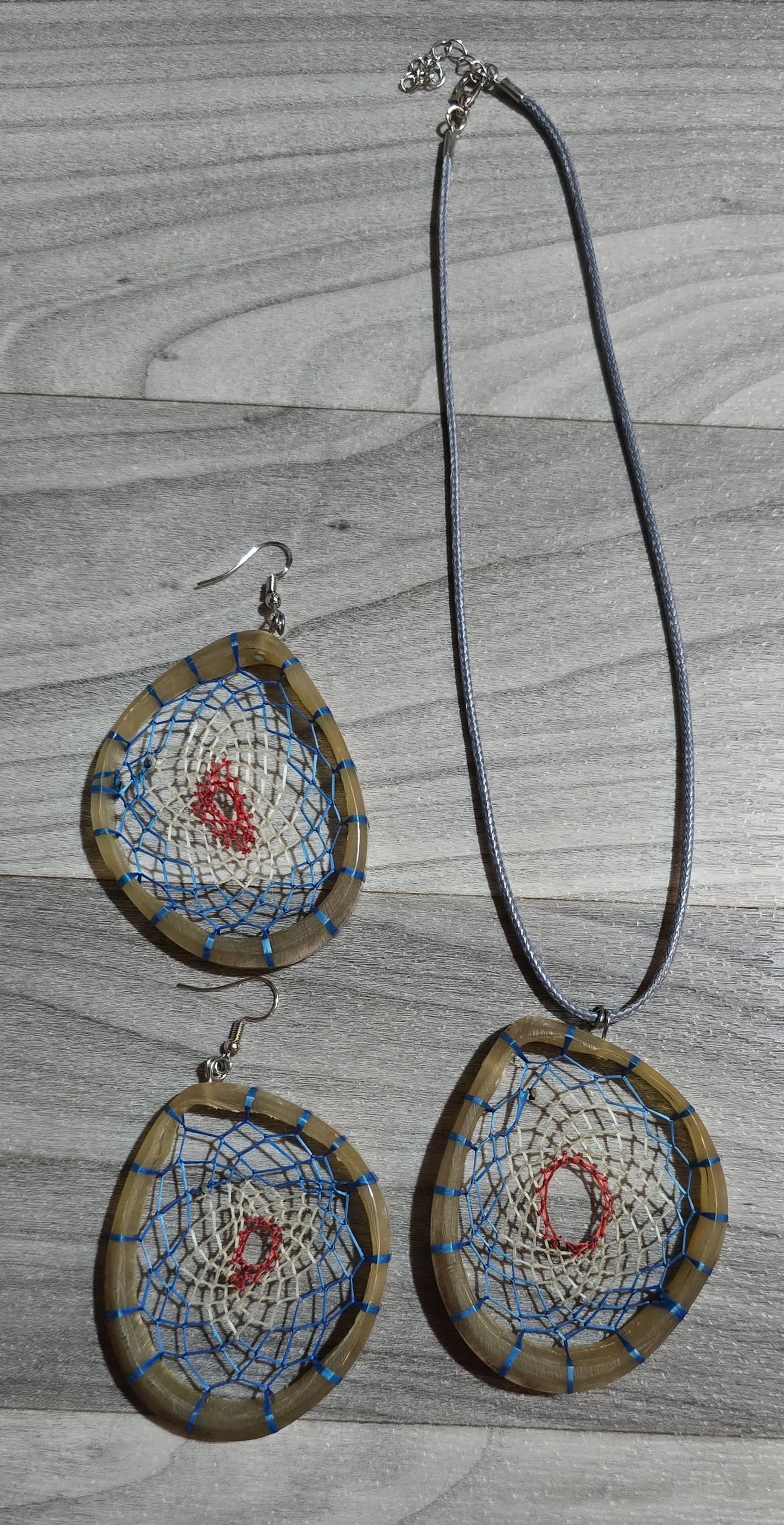 Kudo Horn Necklace set