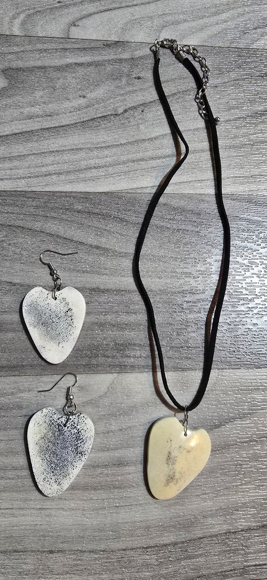Heart Shaped Antler Necklace Set